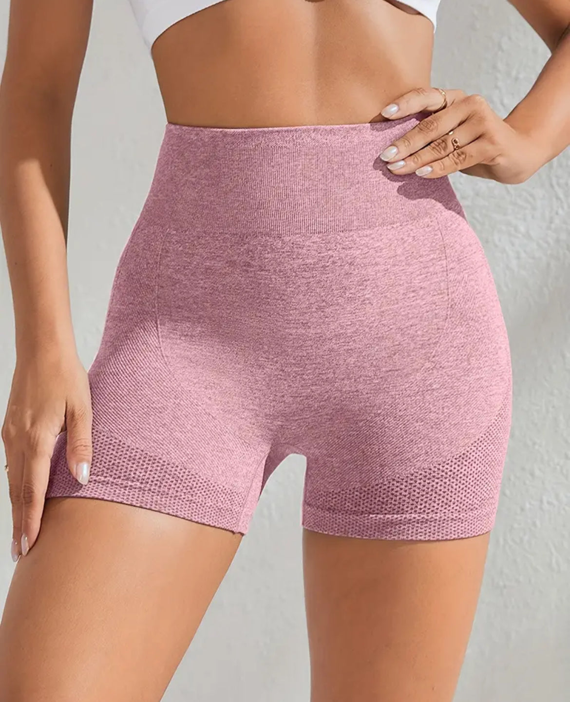 Pink High-Waist Seamless Butt-Lifting Sports Shorts Stretchy Yoga & Running Activewear